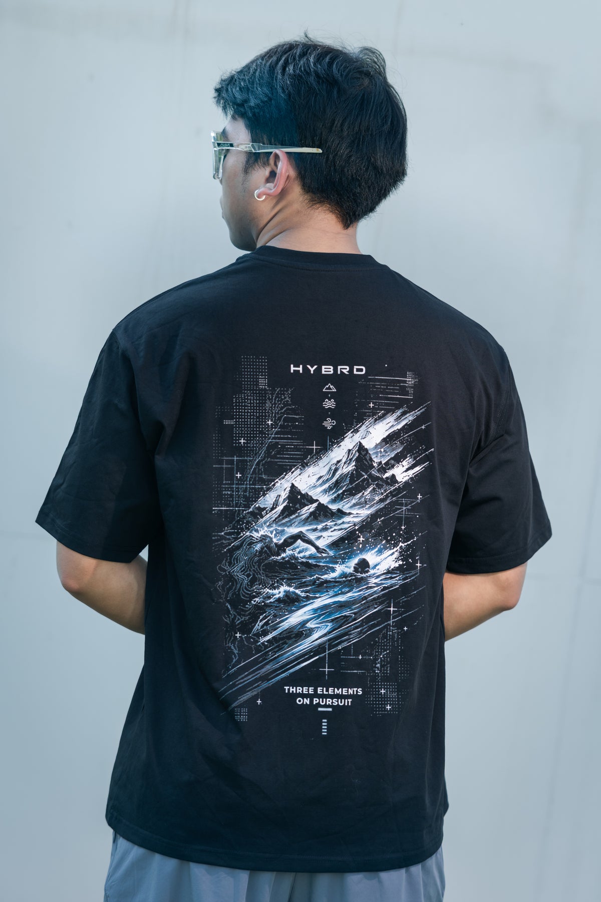 THREE ELEMENTS OVERSIZED TEE