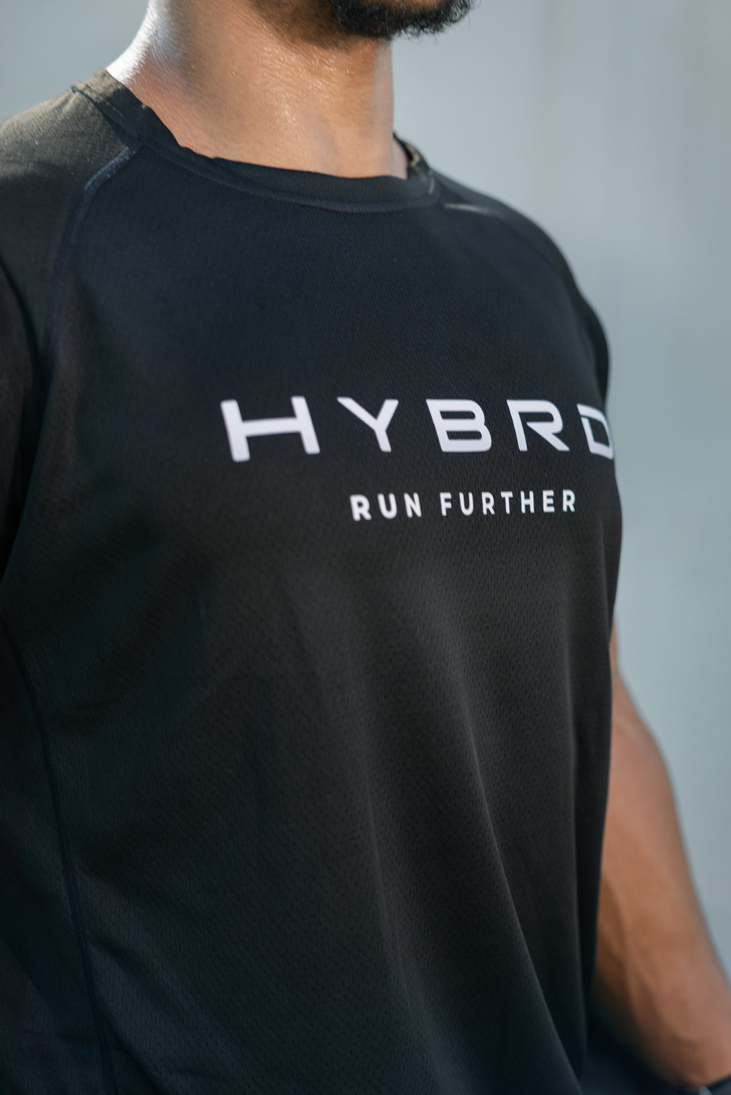 STRIDE PERFORMANCE TEE