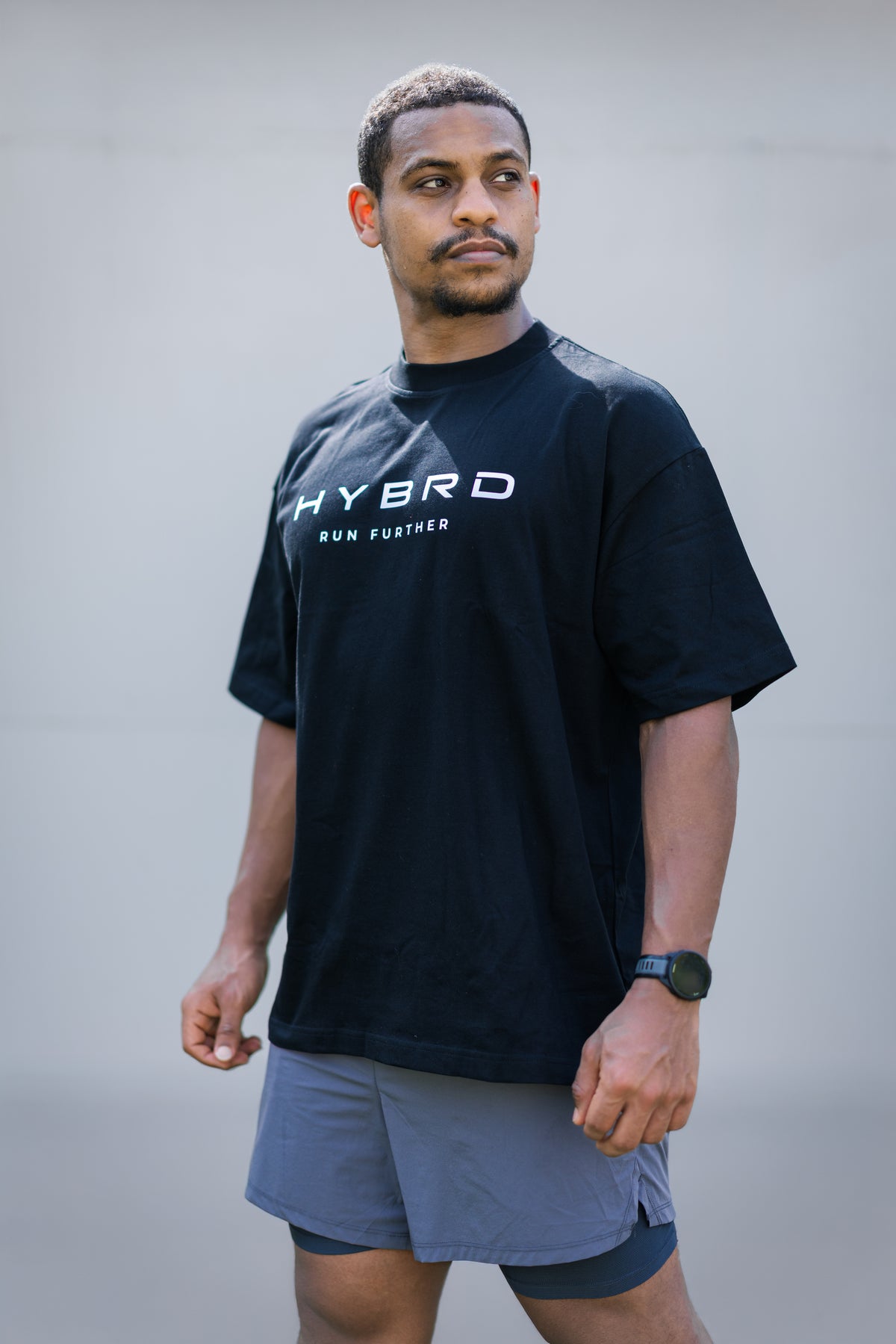STRIDE OVERSIZED TEE