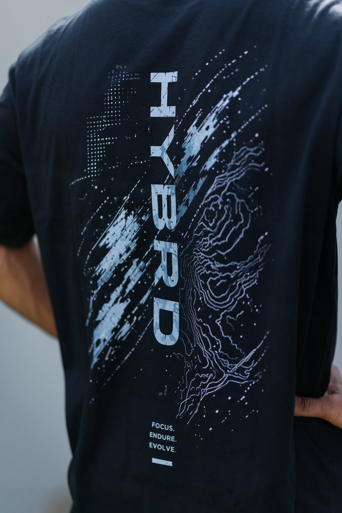 STRIDE OVERSIZED TEE